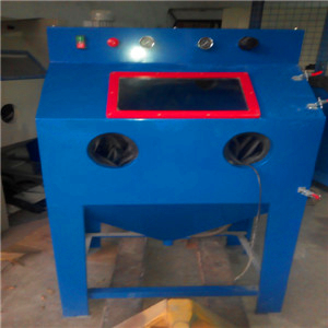 噴砂機(jī)在玻璃加工中的應(yīng)用與選擇 從坪地、坪山到玻璃噴砂技術(shù)